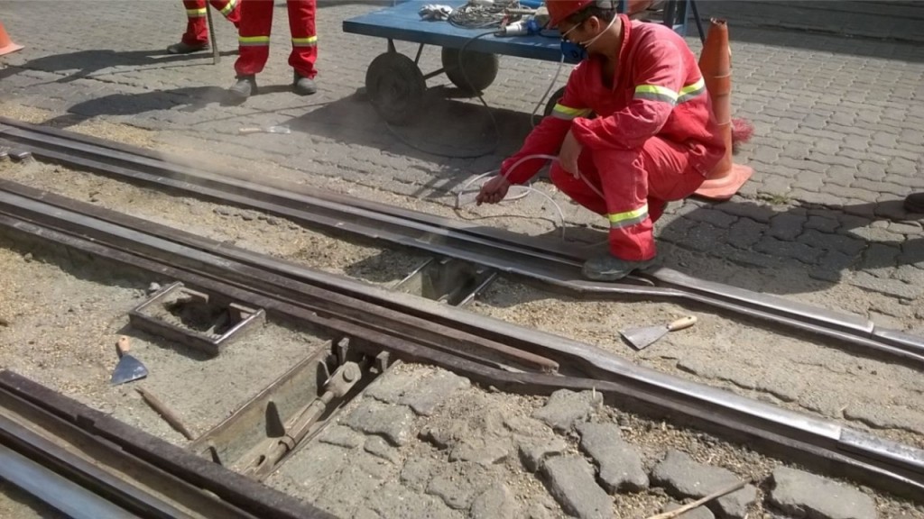 Limpeza e lubrificação de AMV e Lubrificação de agulhas ferroviárias